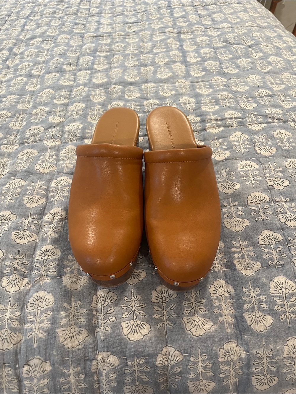 American Eagle Outfitters Tan Leather Slip-On Clogs